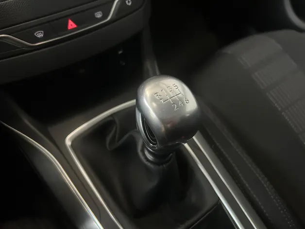PEUGEOT 308 1.2 THP Allure