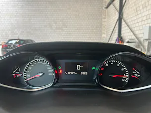 PEUGEOT 308 1.2 THP Allure