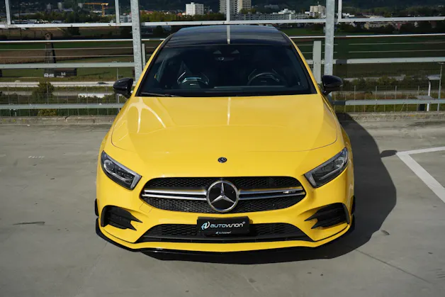 MERCEDES-BENZ A 35 AMG 4MATIC SPEEDSHIFT NIGHT AERODYNAMIK l 306 PS