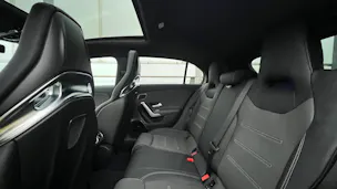 MERCEDES-BENZ A 35 AMG 4MATIC SPEEDSHIFT NIGHT AERODYNAMIK l 306 PS