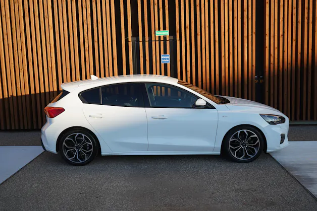 FORD FOCUS 1.5 TDCi ST LINE AUTOMATIC l 120 PS