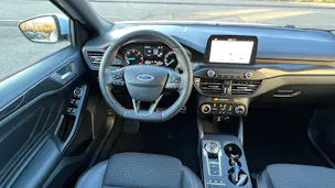 FORD FOCUS 1.5 TDCi ST LINE AUTOMATIC l 120 PS