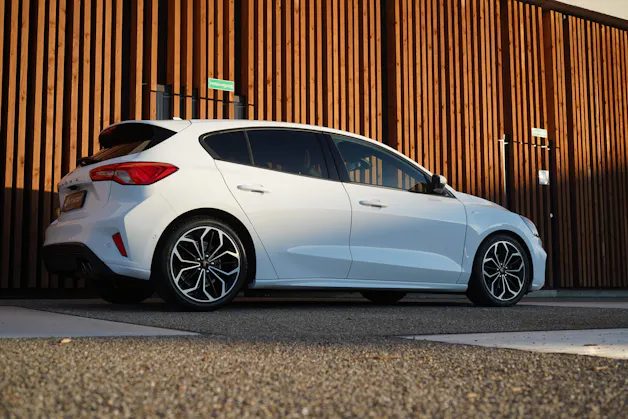 FORD FOCUS 1.5 TDCi ST LINE AUTOMATIC l 120 PS