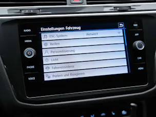 VW Tiguan 2.0TSI Highline R-Line 4Motion DSG *Panorama*Head-Up*Abstandsregler*
