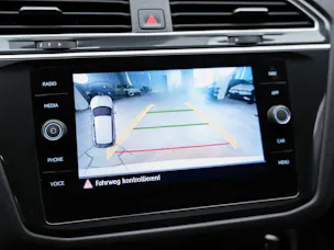 VW Tiguan 2.0TSI Highline R-Line 4Motion DSG *Panorama*Head-Up*Abstandsregler*
