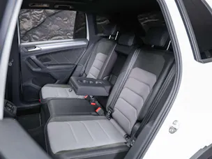 VW Tiguan 2.0TSI Highline R-Line 4Motion DSG *Panorama*Head-Up*Abstandsregler*