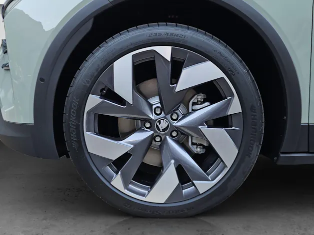 SKODA Skoda Elroq RS 85x
