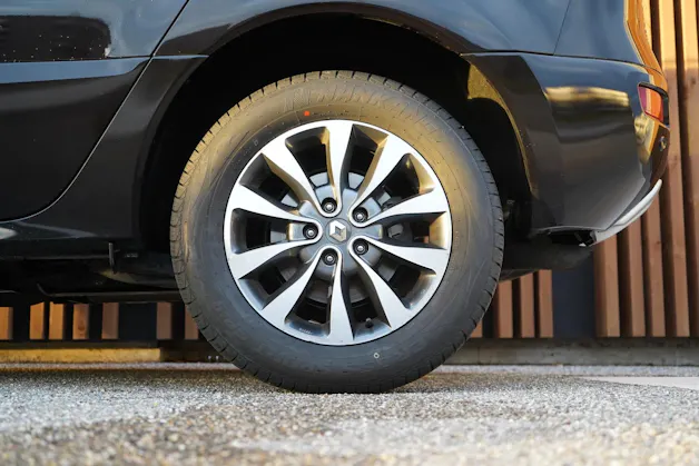RENAULT KOLEOS 2.0 dCi DYNAMIQUE 4x4 AUTOMATIC l 150 PS