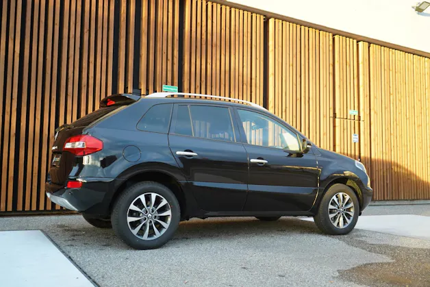 RENAULT KOLEOS 2.0 dCi DYNAMIQUE 4x4 AUTOMATIC l 150 PS