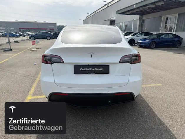 Tesla Model Y Long Range AWD