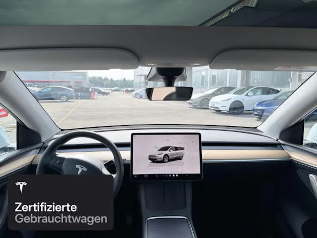 Tesla Model Y Long Range AWD