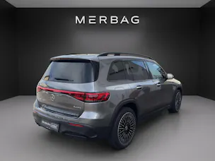 MERCEDES-BENZ EQB 300 AMG Line 4Matic