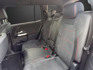 MERCEDES-BENZ EQB 300 AMG Line 4Matic