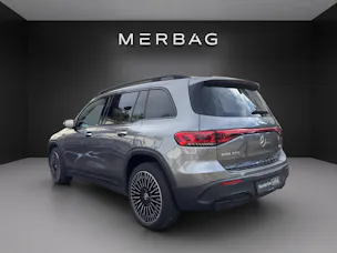 MERCEDES-BENZ EQB 300 AMG Line 4Matic