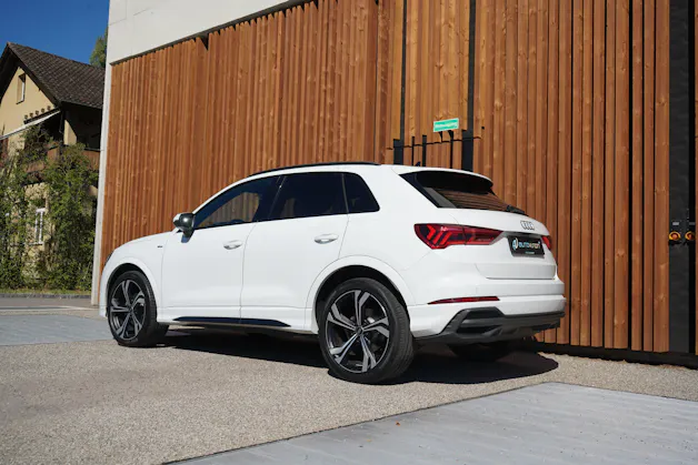 AUDI Q3 SPORTBACK 35 TFSI S LINE BLACK S-TRONIC l 150 PS