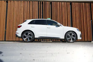 AUDI Q3 SPORTBACK 35 TFSI S LINE BLACK S-TRONIC l 150 PS