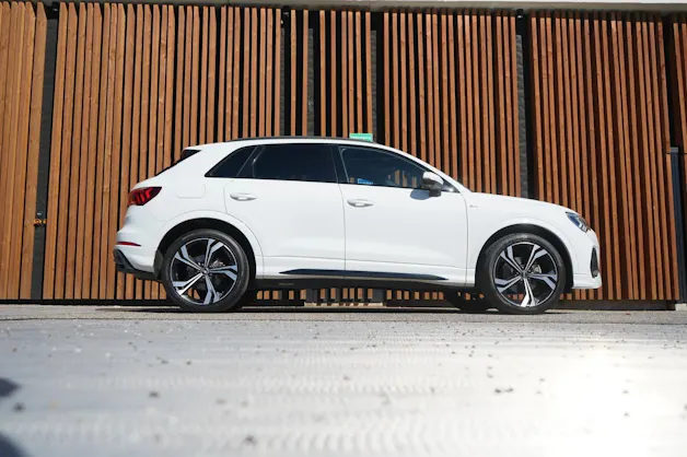 AUDI Q3 SPORTBACK 35 TFSI S LINE BLACK S-TRONIC l 150 PS