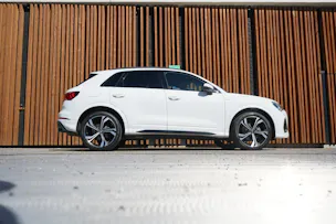 AUDI Q3 SPORTBACK 35 TFSI S LINE BLACK S-TRONIC l 150 PS
