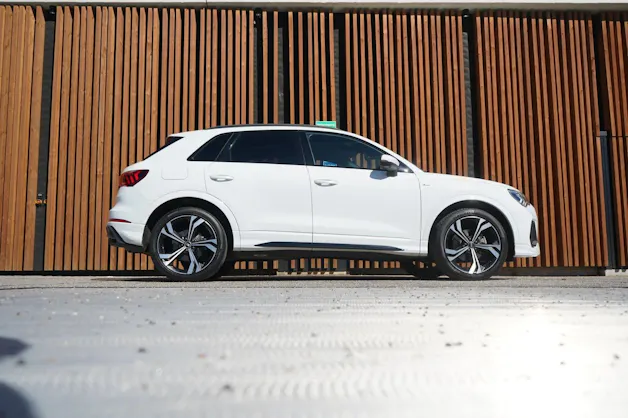 AUDI Q3 SPORTBACK 35 TFSI S LINE BLACK S-TRONIC l 150 PS