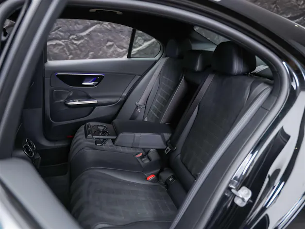 MERCEDES-BENZ C 300 d AMG Line *20" Felgen*Abstandsregler*AHK*