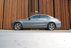 MERCEDES-BENZ C 200 AVANTGARDE 4MATIC 9G-TRONIC l 184 PS