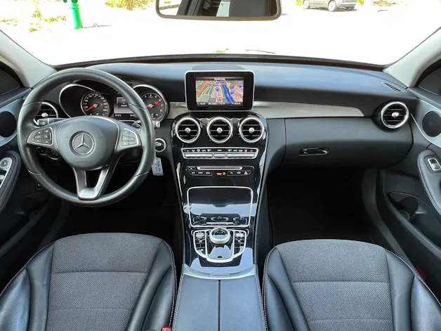 MERCEDES-BENZ C 200 AVANTGARDE 4MATIC 9G-TRONIC l 184 PS
