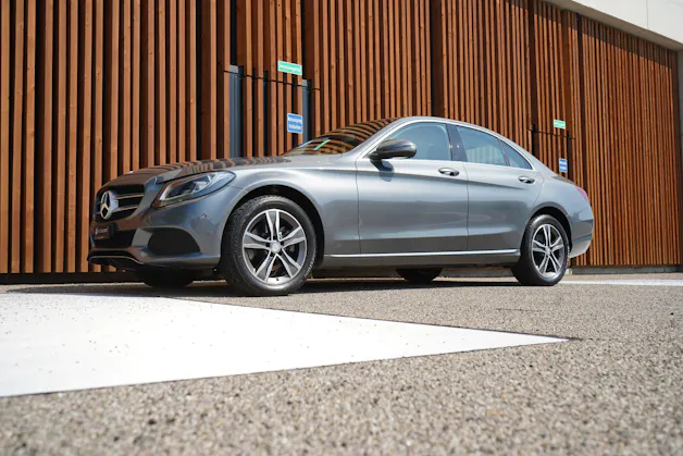MERCEDES-BENZ C 200 AVANTGARDE 4MATIC 9G-TRONIC l 184 PS