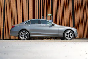 MERCEDES-BENZ C 200 AVANTGARDE 4MATIC 9G-TRONIC l 184 PS