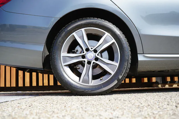 MERCEDES-BENZ C 200 AVANTGARDE 4MATIC 9G-TRONIC l 184 PS