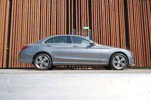 MERCEDES-BENZ C 200 AVANTGARDE 4MATIC 9G-TRONIC l 184 PS