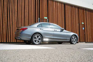 MERCEDES-BENZ C 200 AVANTGARDE 4MATIC 9G-TRONIC l 184 PS