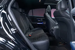 MERCEDES-BENZ GLC 300 AMG Line 4matic Coupé / Panorama-Glasdach / Burmester / 360°Kamera