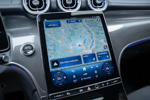MERCEDES-BENZ GLC 300 AMG Line 4matic Coupé / Panorama-Glasdach / Burmester / 360°Kamera