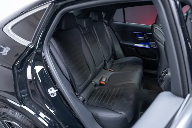 MERCEDES-BENZ GLC 300 AMG Line 4matic Coupé / Panorama-Glasdach / Burmester / 360°Kamera