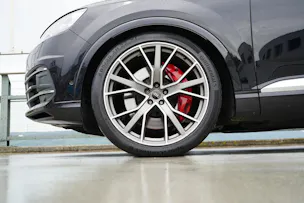 AUDI SQ7 4.0 TDI QUATTRO TIPTRONIC l 435 PS
