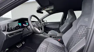 VW GOLF 1.5 eTSI mHEV ACT R-LINE BLACK DSG l 150 PS