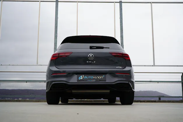 VW GOLF 1.5 eTSI mHEV ACT R-LINE BLACK DSG l 150 PS