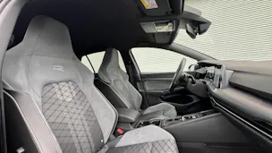 VW GOLF 1.5 eTSI mHEV ACT R-LINE BLACK DSG l 150 PS