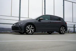VW GOLF 1.5 eTSI mHEV ACT R-LINE BLACK DSG l 150 PS
