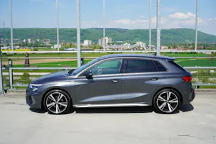 AUDI A3 SPORTBACK 40 TDI S-LINE SPORT QUATTRO S-TRONIC l 200 PS