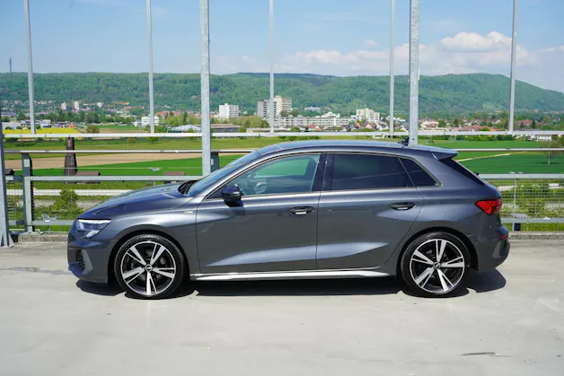 AUDI A3 SPORTBACK 40 TDI S-LINE SPORT QUATTRO S-TRONIC l 200 PS