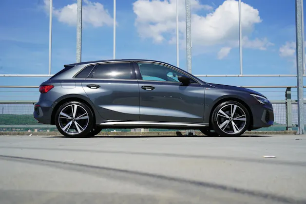 AUDI A3 SPORTBACK 40 TDI S-LINE SPORT QUATTRO S-TRONIC l 200 PS