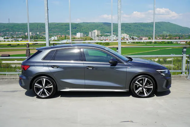 AUDI A3 SPORTBACK 40 TDI S-LINE SPORT QUATTRO S-TRONIC l 200 PS