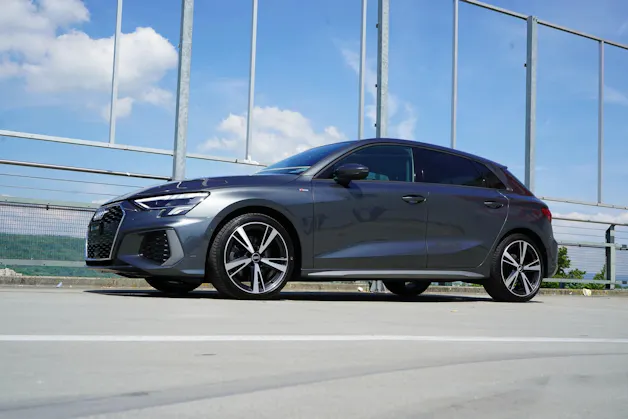 AUDI A3 SPORTBACK 40 TDI S-LINE SPORT QUATTRO S-TRONIC l 200 PS