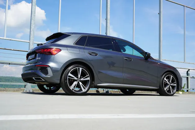AUDI A3 SPORTBACK 40 TDI S-LINE SPORT QUATTRO S-TRONIC l 200 PS