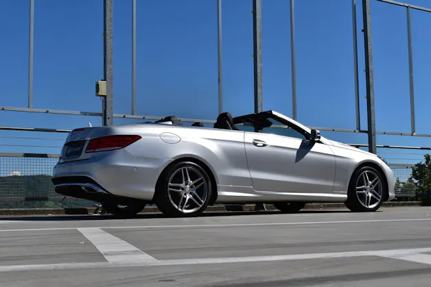 MERCEDES-BENZ E 400 7G-TRONIC AMG LINE PLUS l 333 PS