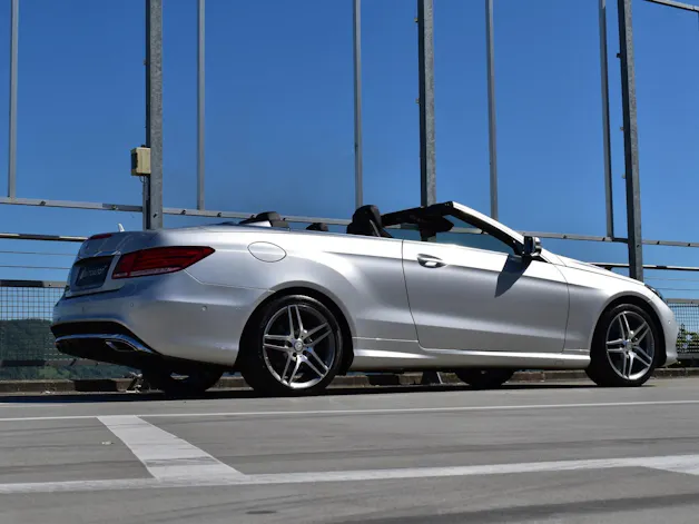 MERCEDES-BENZ E 400 7G-TRONIC AMG LINE PLUS l 333 PS