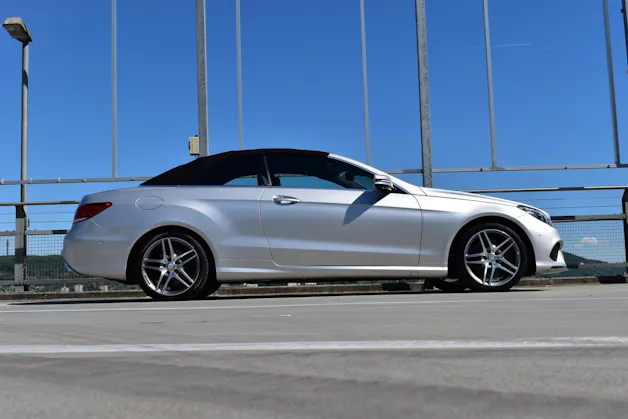 MERCEDES-BENZ E 400 7G-TRONIC AMG LINE PLUS l 333 PS