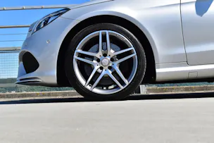MERCEDES-BENZ E 400 7G-TRONIC AMG LINE PLUS l 333 PS