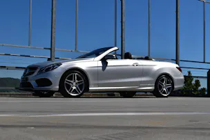 MERCEDES-BENZ E 400 7G-TRONIC AMG LINE PLUS l 333 PS